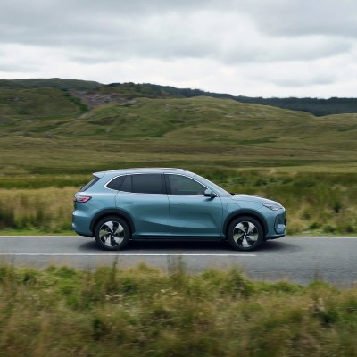 Ετοιμοπαράδοτο C-SUV με 26.990 ευρώ και μπαταρία για 1 εκατ. χιλιόμετρα