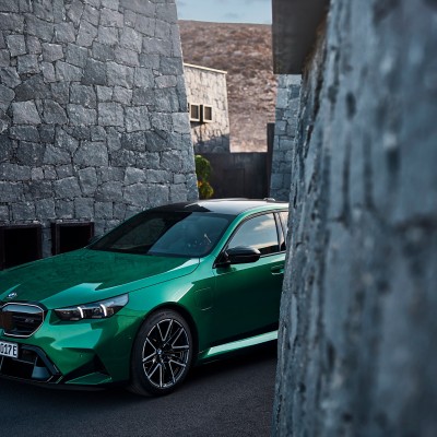 18 Έλληνες αγόρασαν την ονειρική BMW - Έδωσαν πάνω από 162.500 ευρώ