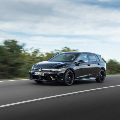 Έφτασε Ελλάδα το καλύτερο Volkswagen Golf – Έχει τιμή 71.380 ευρώ [video]