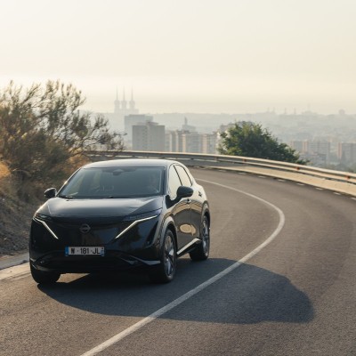 Το ηλεκτρικό Nissan που φορτίζει τελείως τσάμπα – Θα το δούμε στους δρόμους;