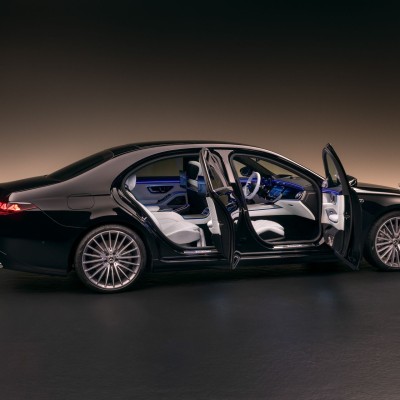 Πολυτελές sedan των 109.000 ευρώ έχει… υφασμάτινα καθίσματα - Δες γιατί!