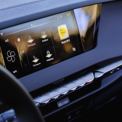 Premium υβριδικό hatchback με 145 PS που καίει 5,2 lt / 100 km - Ποιο είναι;