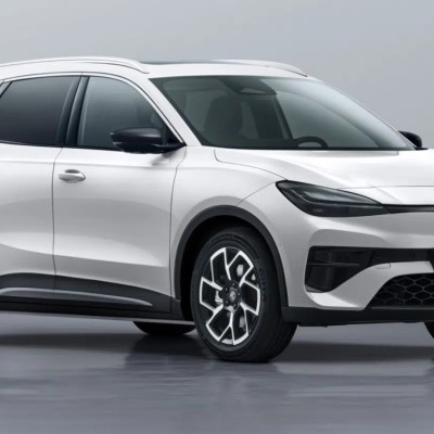 Αυτό είναι το νέο MG 4X – Πότε αποκαλύπτεται επίσημα