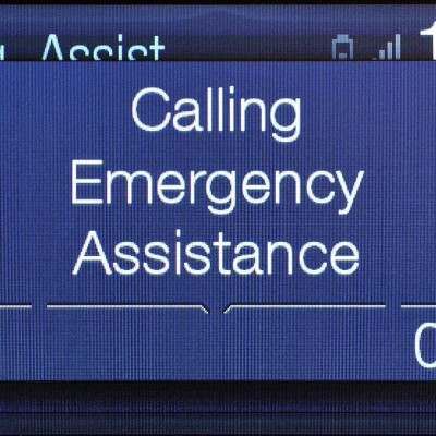 Υποχρεωτική η επείγουσα κλήση σε όλα τα αυτοκίνητα