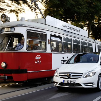 «Πράσινος» μέσος όρος εκπομπών CO2 της Mercedes
