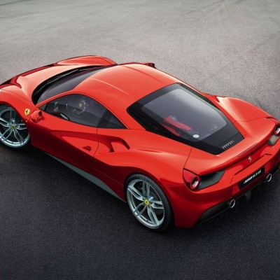 Η Ferrari 488 GTB εν δράσει (VIDEO)