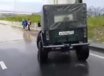 Jeep Titanic Russia