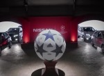 Ποδοσφαιρικό ματς με μοντέλα της Nissan