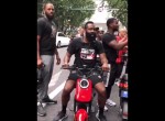 “Τάπα” στον δικυκλιστή James Harden από την αστυνομία της Σαγκάης