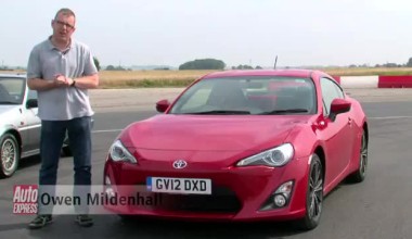 Toyota AE86 vs GT 86 review - Auto Express