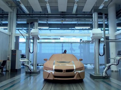 BMW i8 in the Aerodynamic test center