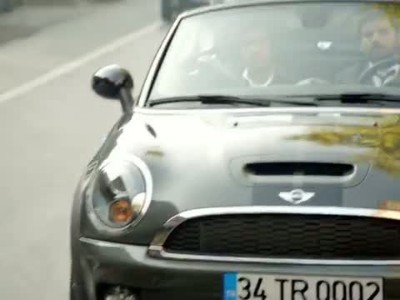 NEW MINI Roadster: First Exclusive Video